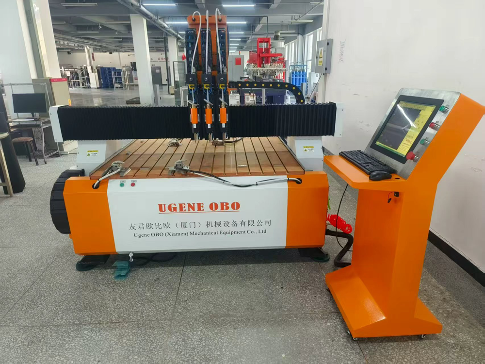 大臺(tái)面全自動(dòng)螺柱焊接機(jī)